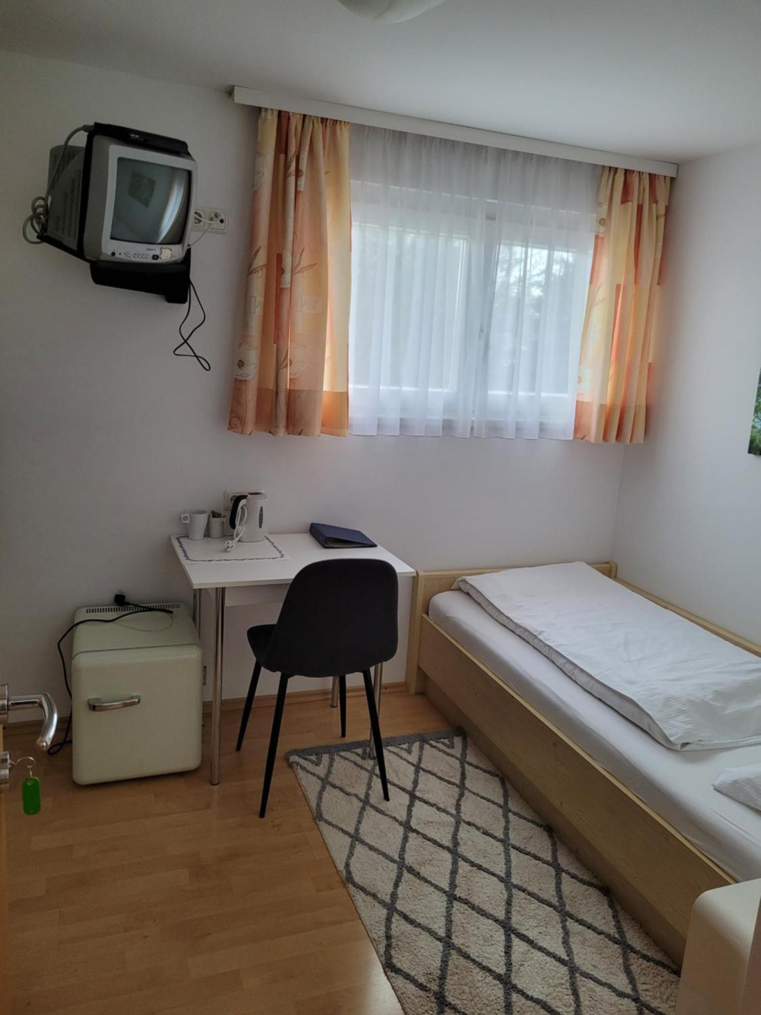 Gaestezimmer Suppan Hörbranz Rom bilde